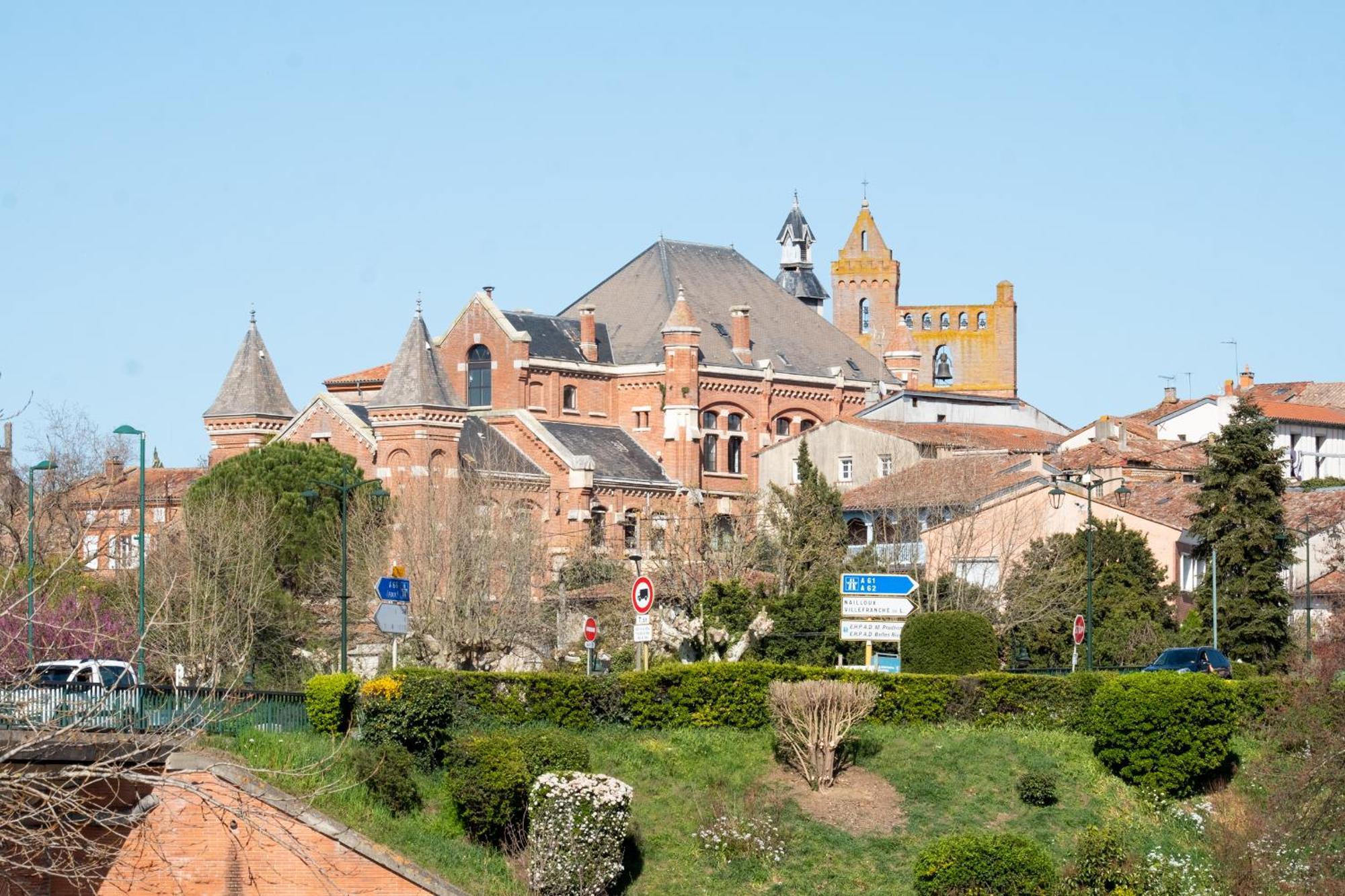 Evasions-Echappee, Centre-Ville, Gare Auterive  Exterior foto